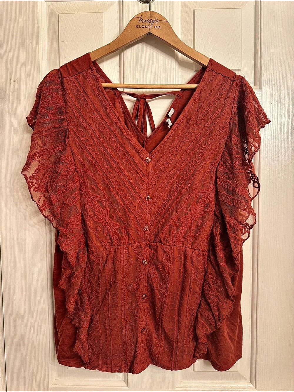 Floral Ruffle Sleeve Blouse in Size Medium